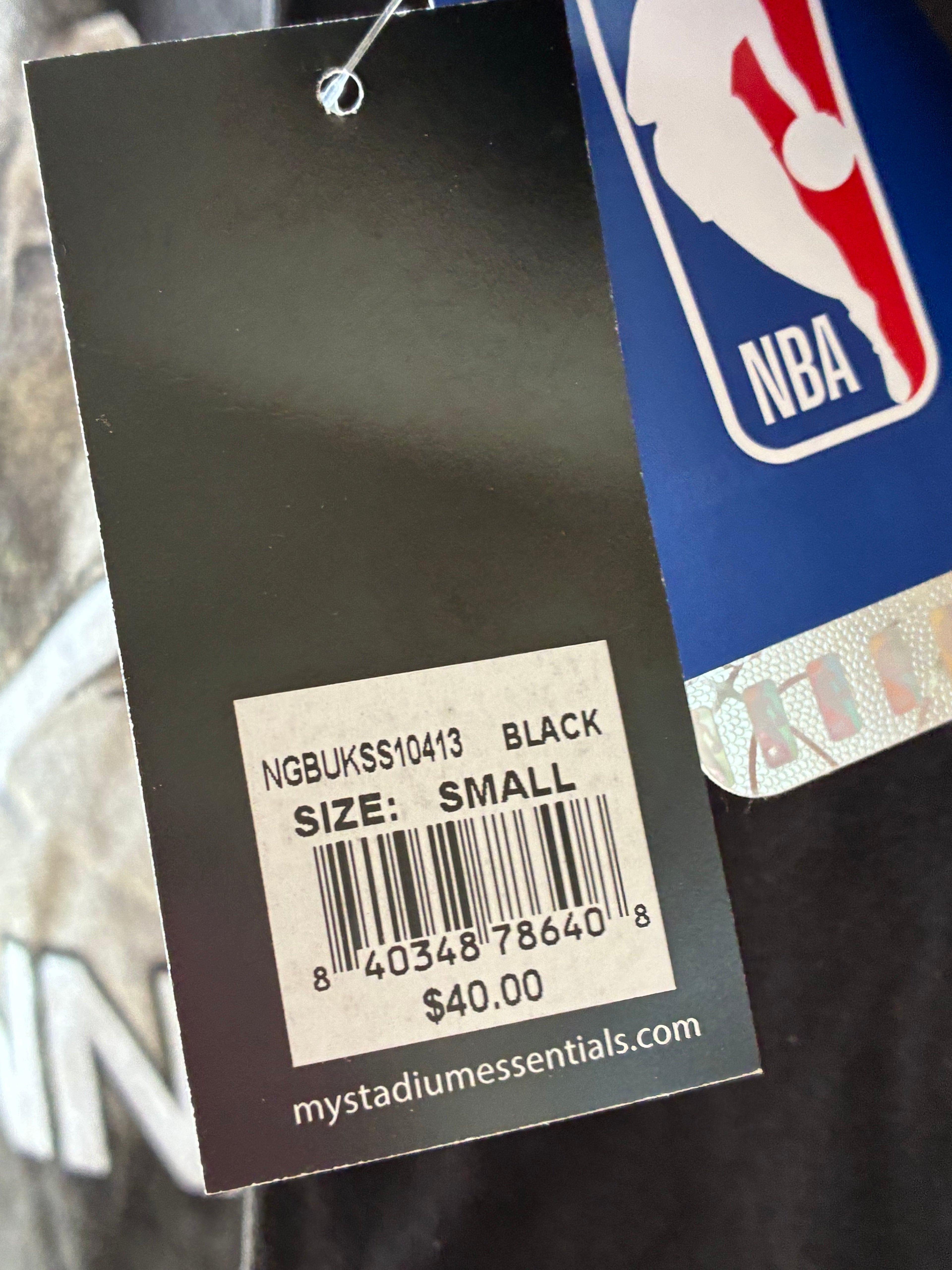Giannis Antetokounmpo NBA Con Graphic T-Shirt – Black - Small