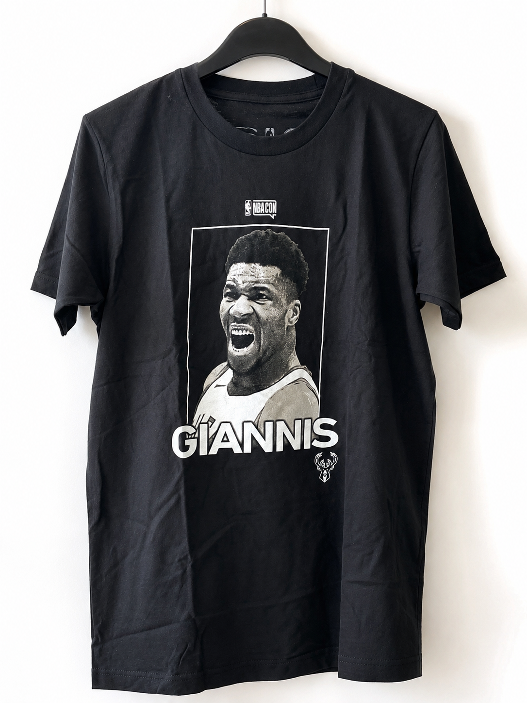 Giannis Antetokounmpo NBA Con Graphic T-Shirt – Black - Small